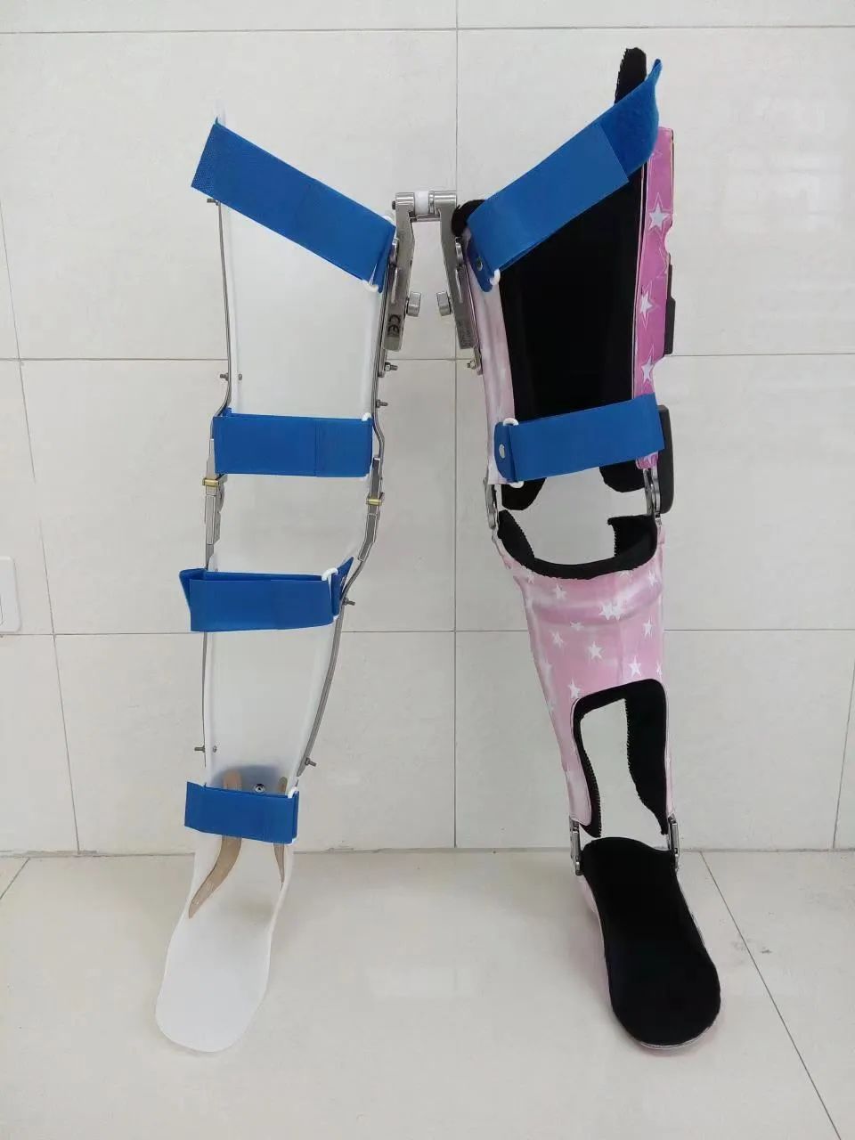 绵阳顾连康复医院制作的双下肢辅具