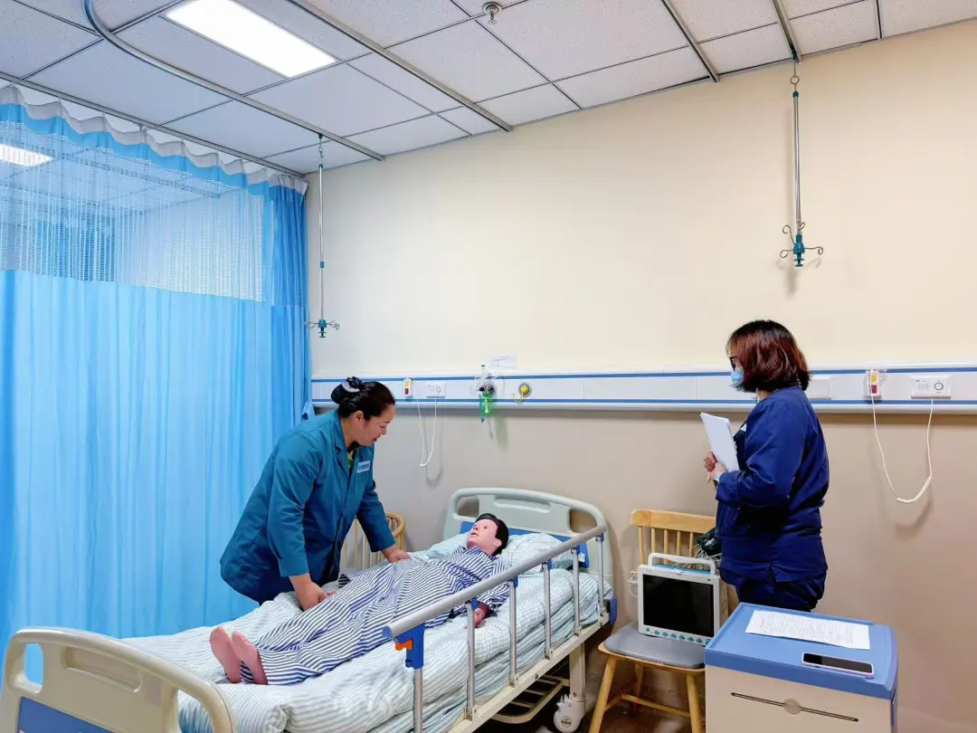 绵阳顾连康复医院第一期康复医疗护理员培训班圆满结业 绵阳顾连康复医院第一期康复医疗护理员培训班圆满结业