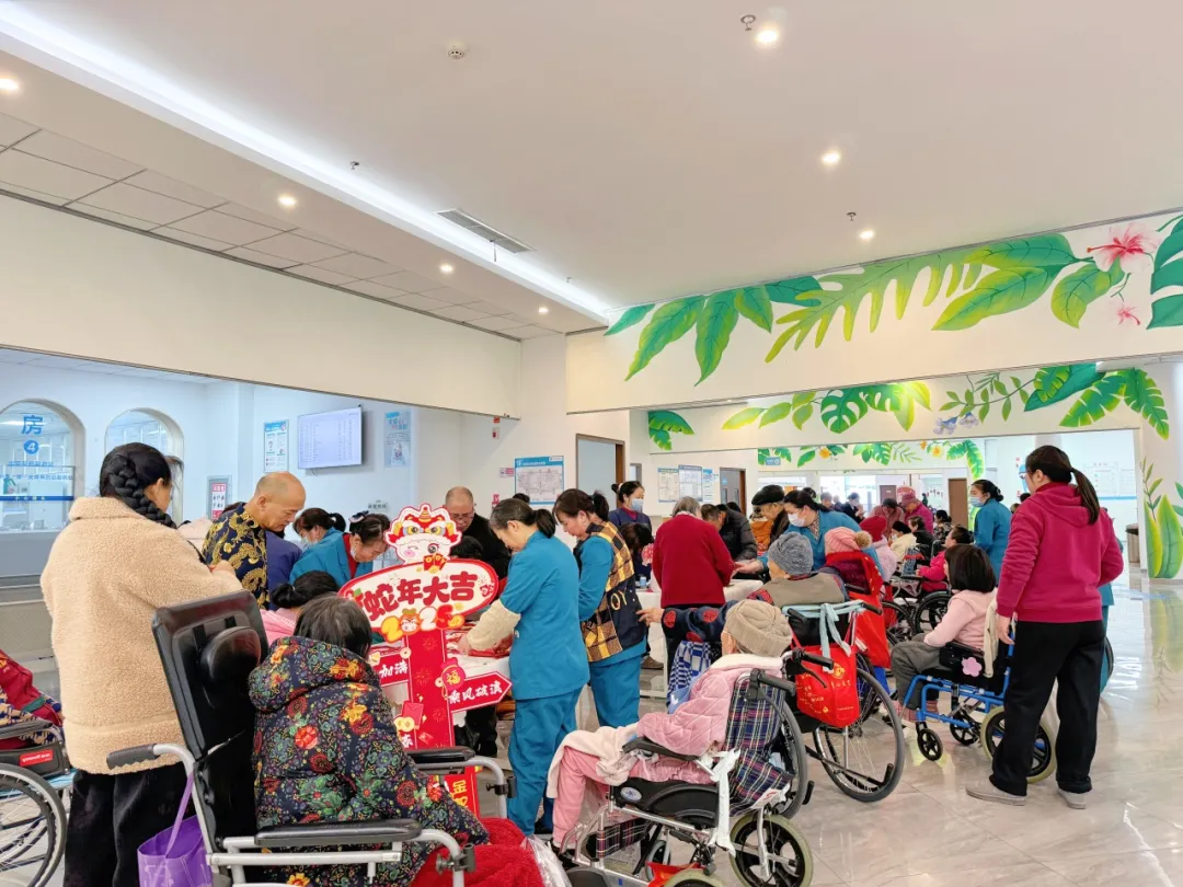 迎春纳福 康复同行 |  在绵阳顾连康复医院集市里，找到新春趣味