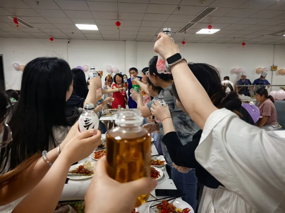 绵阳顾连开展庆祝第114届国际护士节系列活动