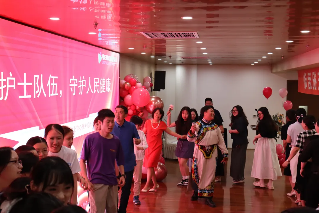 绵阳顾连开展庆祝第114届国际护士节系列活动