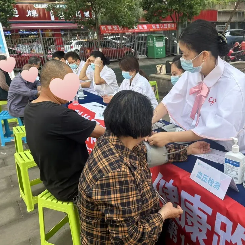 健康服务零距离，关爱行动暖人心|绵阳顾连康复医院携手金祥寺社区开展认知障碍防治科普公益活动