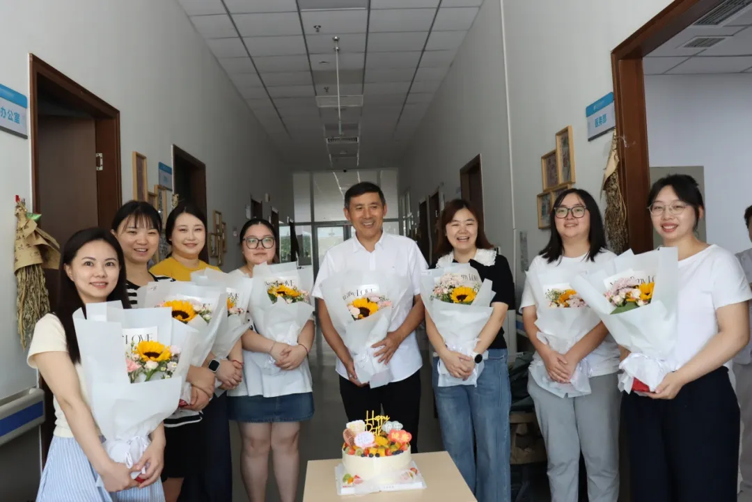 绵阳顾连康复医院庆祝第八个中国医师节 绵阳顾连康复医院庆祝第八个中国医师节