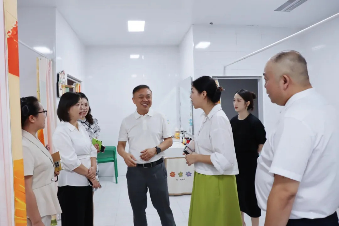 四川省卫健委老龄健康处处长罗开平一行莅临绵阳顾连康复医院调研老龄健康工作