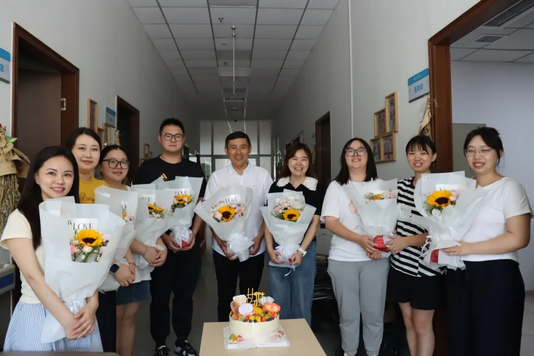 绵阳顾连康复医院庆祝第八个中国医师节 绵阳顾连康复医院庆祝第八个中国医师节