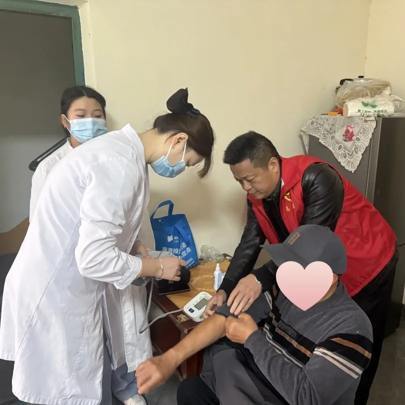 绵阳顾连康复医院走进金祥寺社区开展健康关怀活动 绵阳顾连康复医院走进金祥寺社区开展健康关怀活动