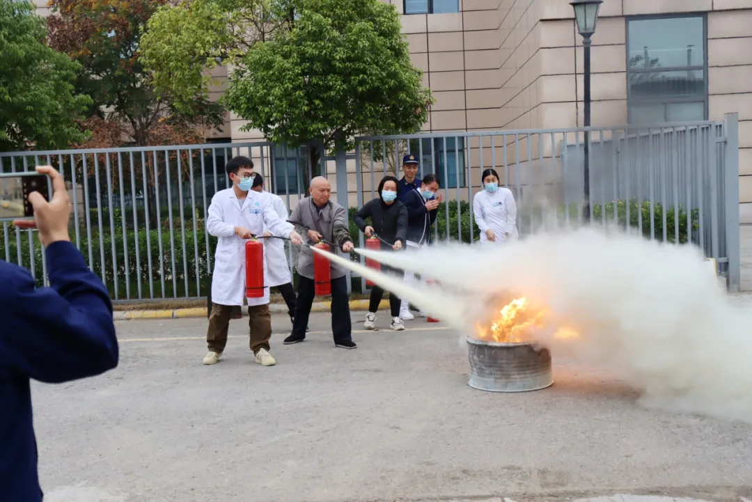 绵阳顾连康复医院开展2025年下半年消防培训演练