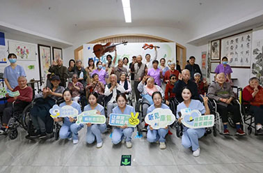 琴声入绵州，“听见康复——顾连医疗病区音乐会”温暖奏响