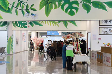 顾连集市|当书法墨香遇见剪纸窗花，在暖意中共绘康复画卷