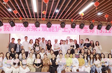 护士节|今天，鲜花与掌声属于你们——致敬每一位守护生命的你