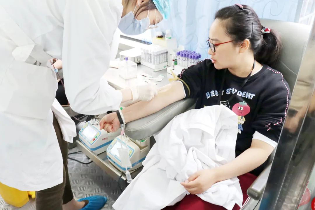 绵阳顾连康复医院员工无偿献血之五 绵阳顾连康复医院员工无偿献血之五